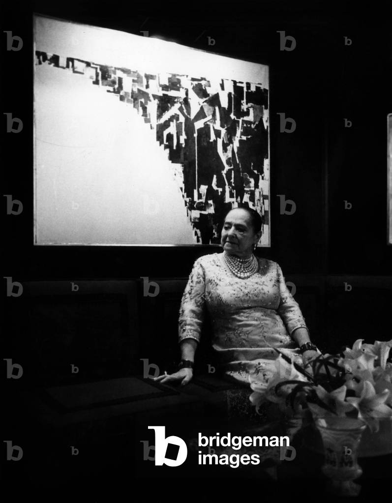 Helena Rubinstein Beautician In Her Reception Room In Knightsbridge April 10, 1961. (b/w photo)