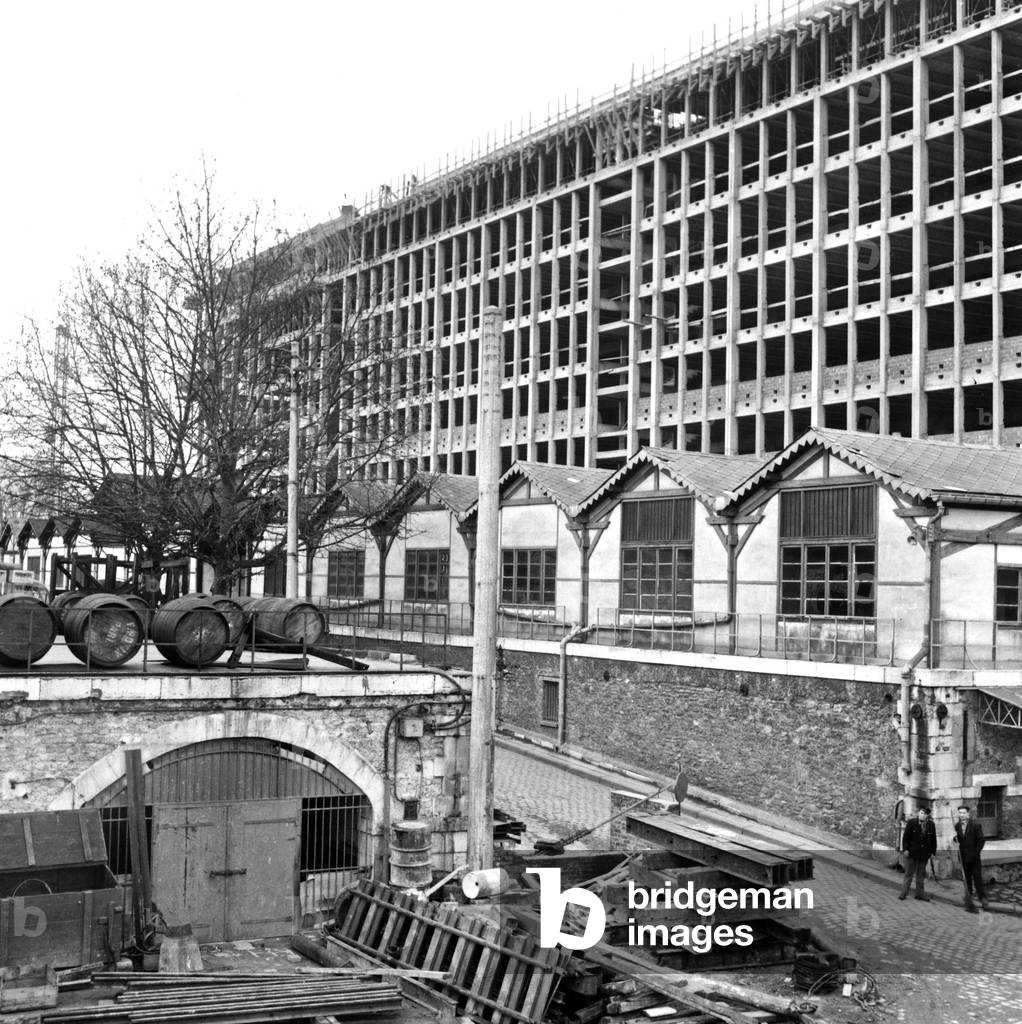 Building of The New Sciences Faculty (Jussieu) in Paris on January 20, 1960 (b/w photo)