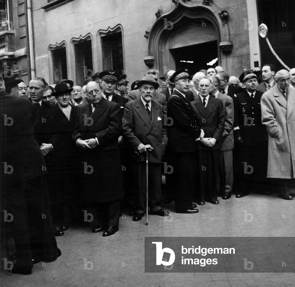 Funeral of Louis Breguet (Aircraft Manufacturer) in 1955 : L-R : Marcel Dassault (Hat), Henry Potez, Jacques-Louis Dumesnil, General Martial Valin, Maurice Bellonte  (b/w photo)