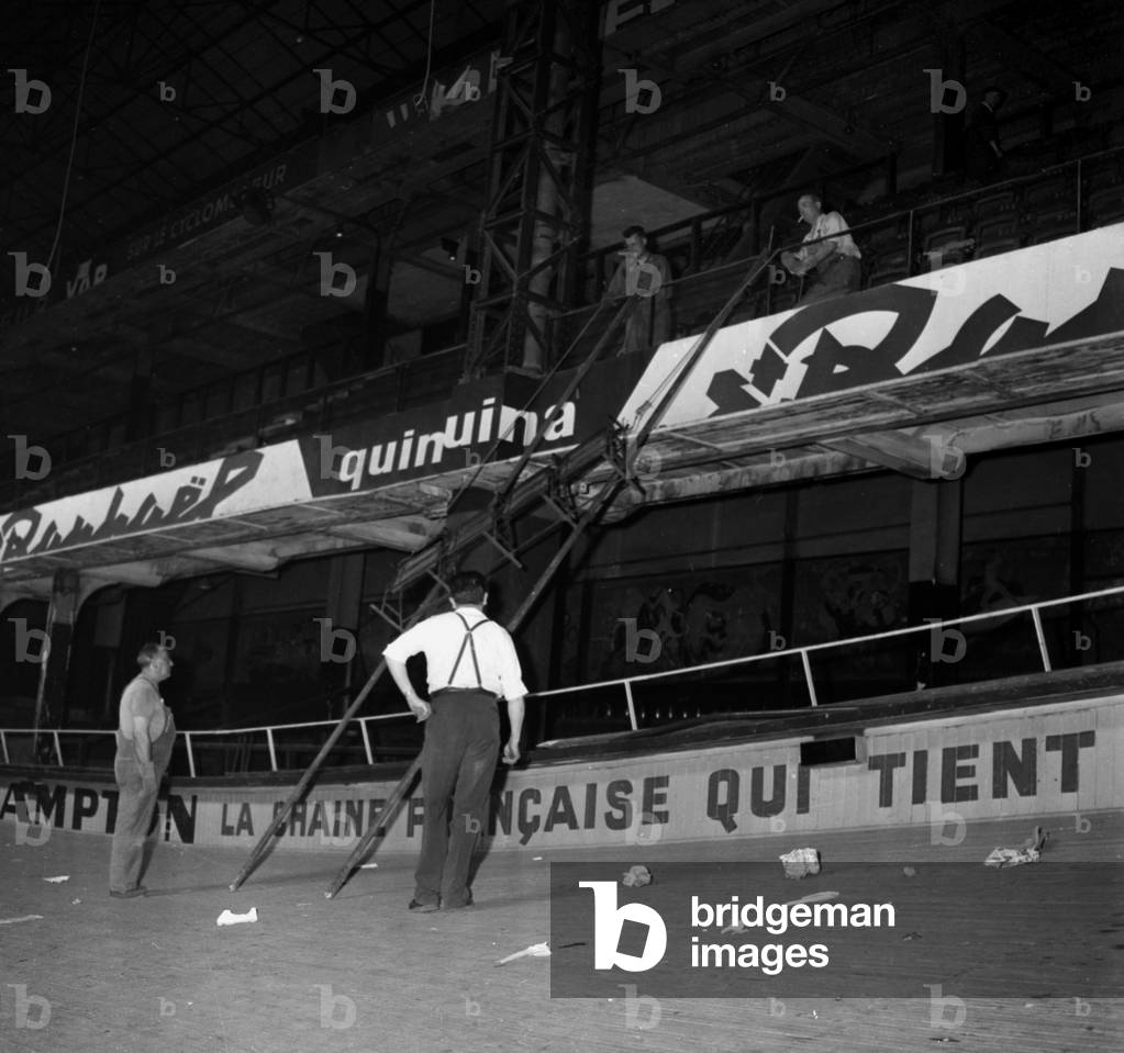 The Demolition of The Arena The Velodrome D'Hiver (Vel D Hiv), Built in 1909. Paris 15Th Arrondissement, May 13Th 1959 (b/w photo)