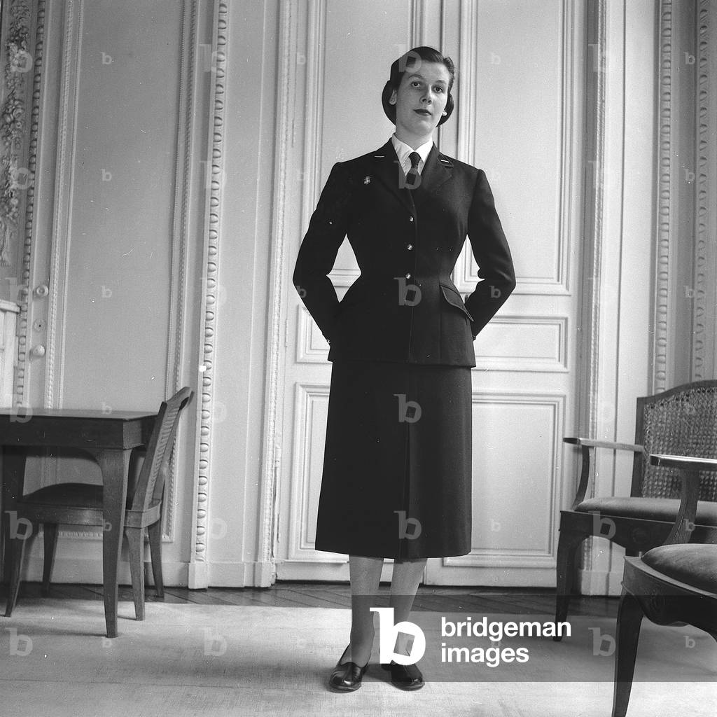 Female uniform model created by Creed, 1952