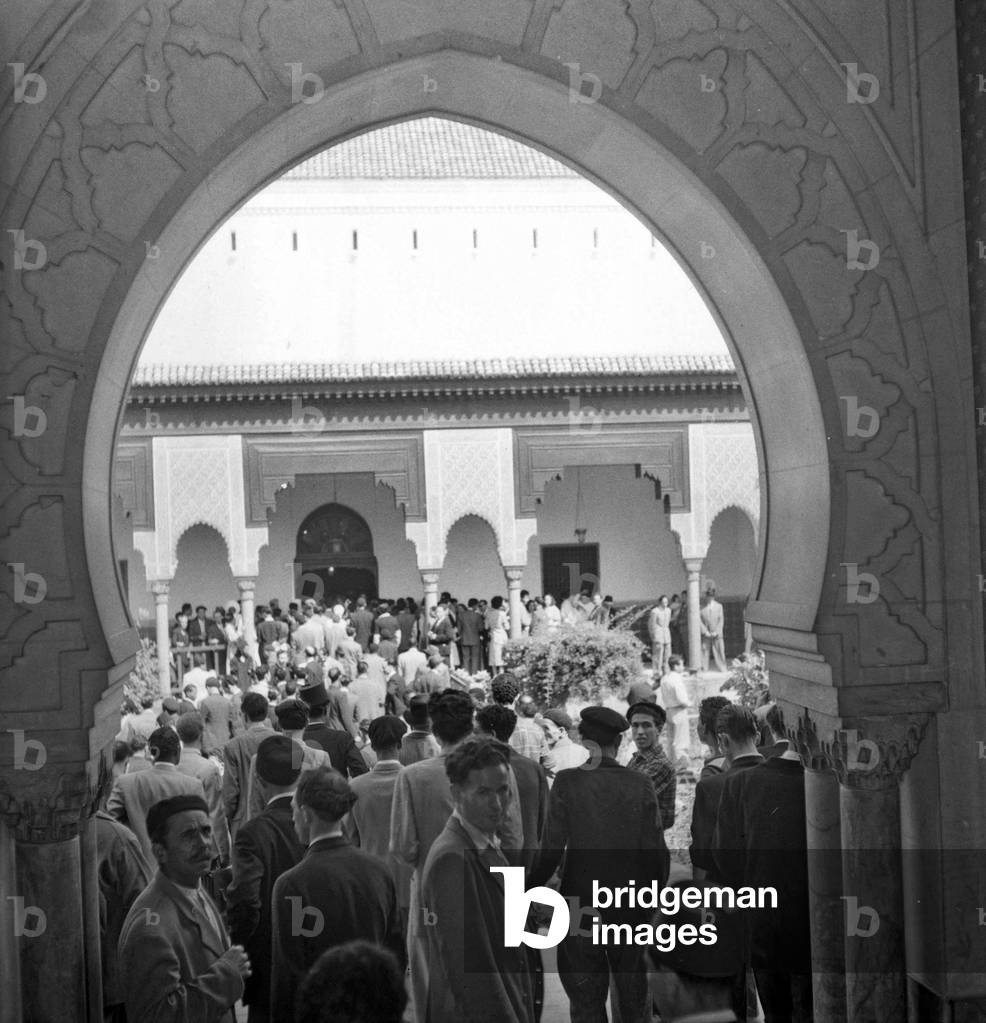 The end of the Ramadan at the Paris Mosque, July 27, 1949 (b/w photo)