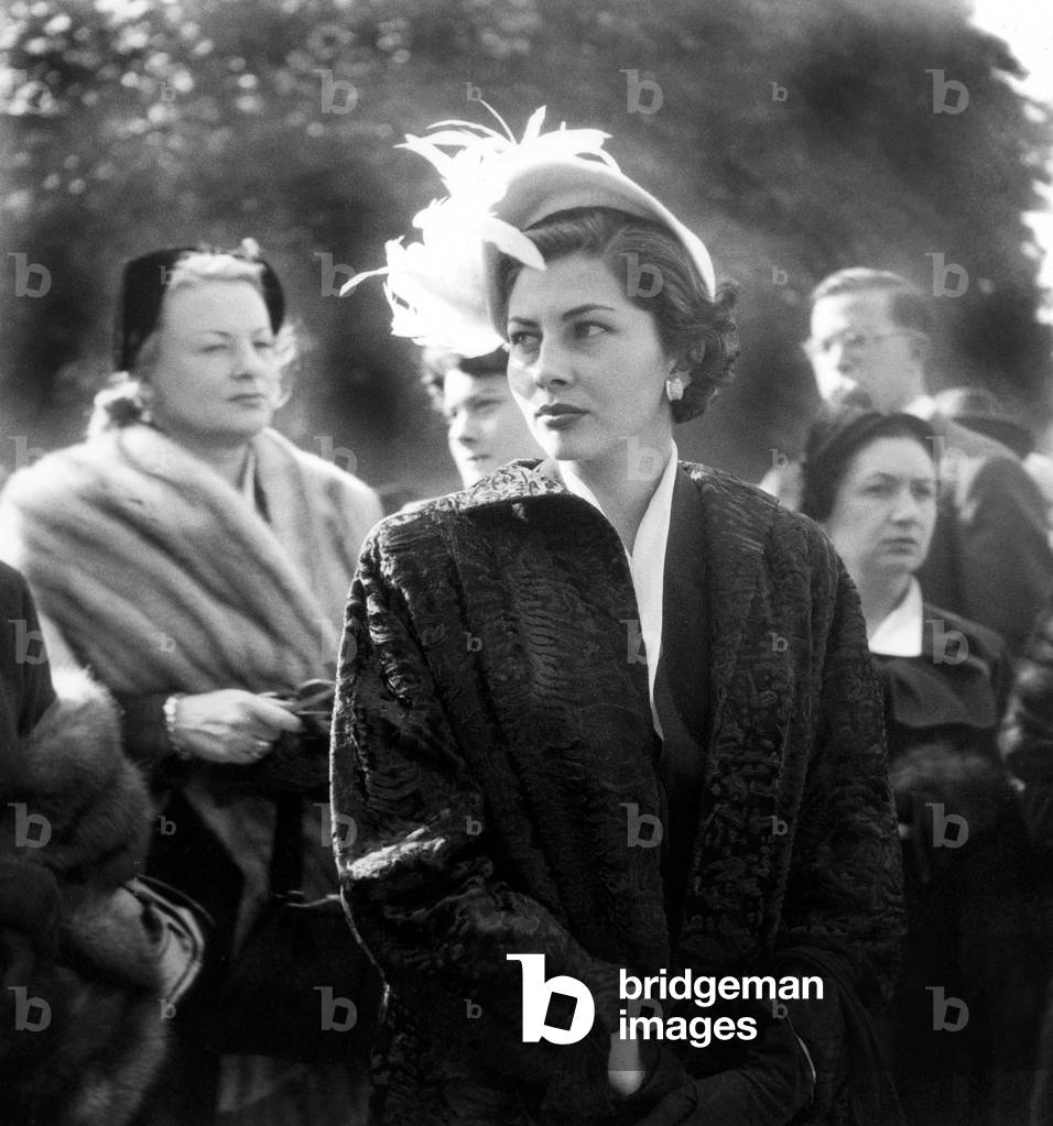 Queen of Iran at Horse Race in Paris in Longchamp (