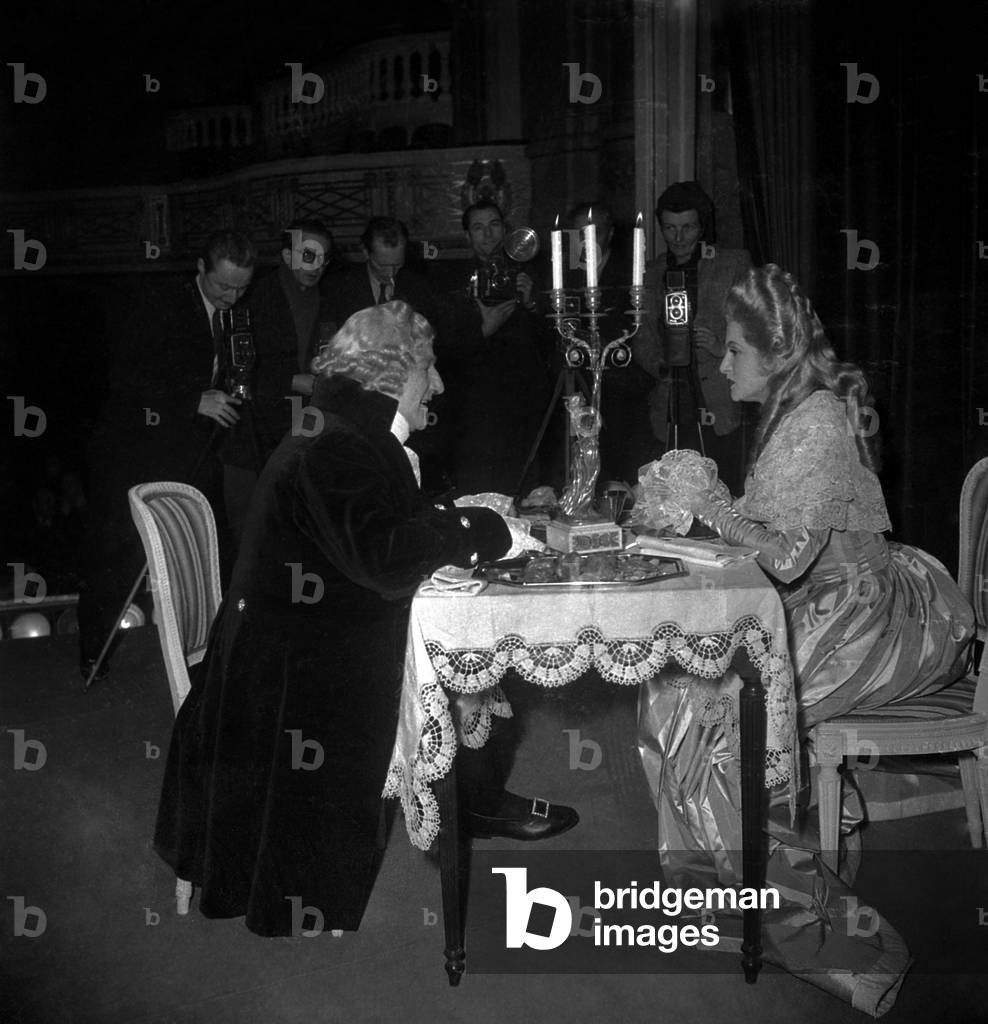 Sacha Guitry and Laura Marconi during Rehearsal of Play 