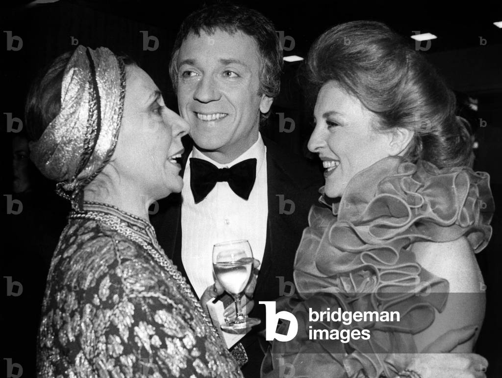 Actress Alice Sapritch, Jean Pierre Cassel and Nicole Courcel December 28, 1972 (b/w photo)