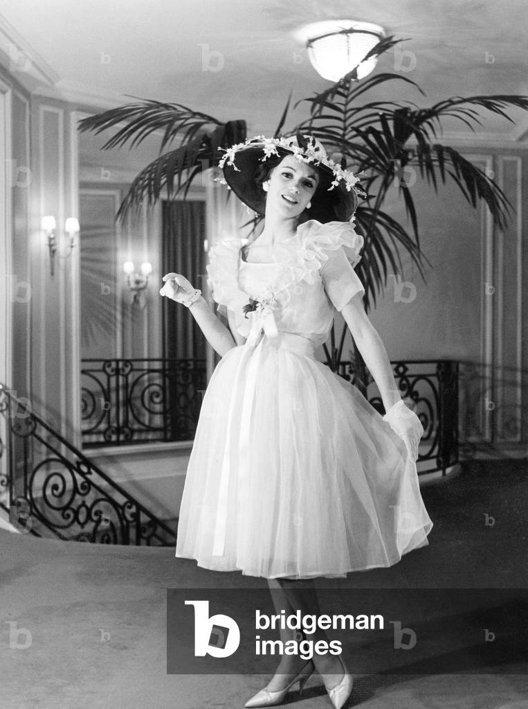Dior Fashion Spring Summer Collection in 1959 : White Organdie Dress Haute Couture (b/w photo)