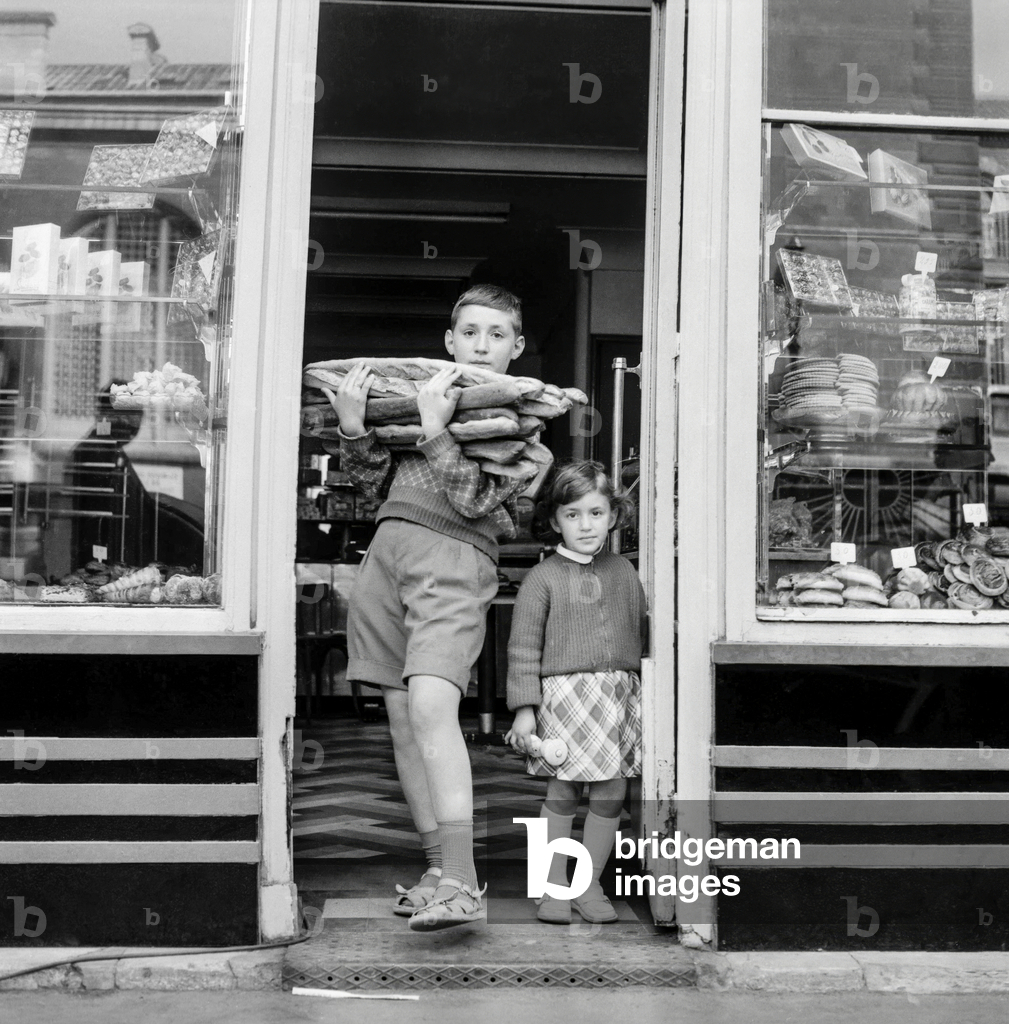 Children leaving a bakery