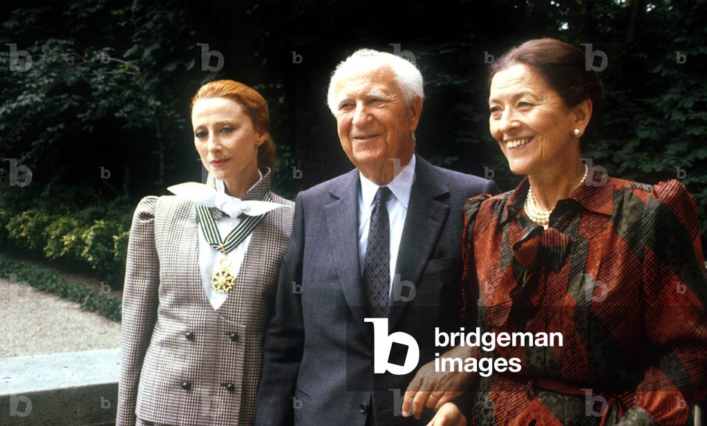 Maia Plissetskaia, Russian Dancer and Actress With Gaston Deferre, Marseille Mayor (France), and Edmonde Charles Roux, French Journalist and Writer, on July 4, 1985 (photo)