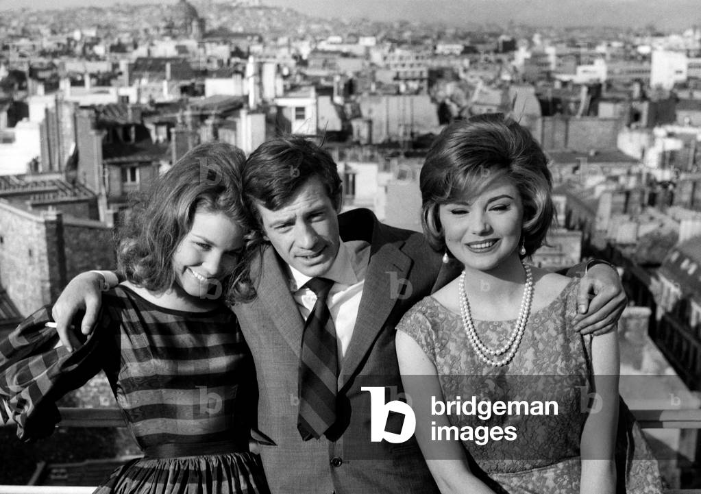 Alexandra Stewart, Jean Paul Belmondo et Sylva Koscina sur le plateau du film « Les Distractions » 30 mai 1960 (photo b/w)