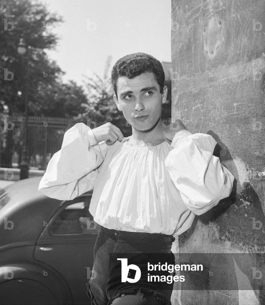 Comedy examination at the French National Academy of Dramatic Arts in Paris, July 5, 1950 : Roger Mollien (b:w photo)