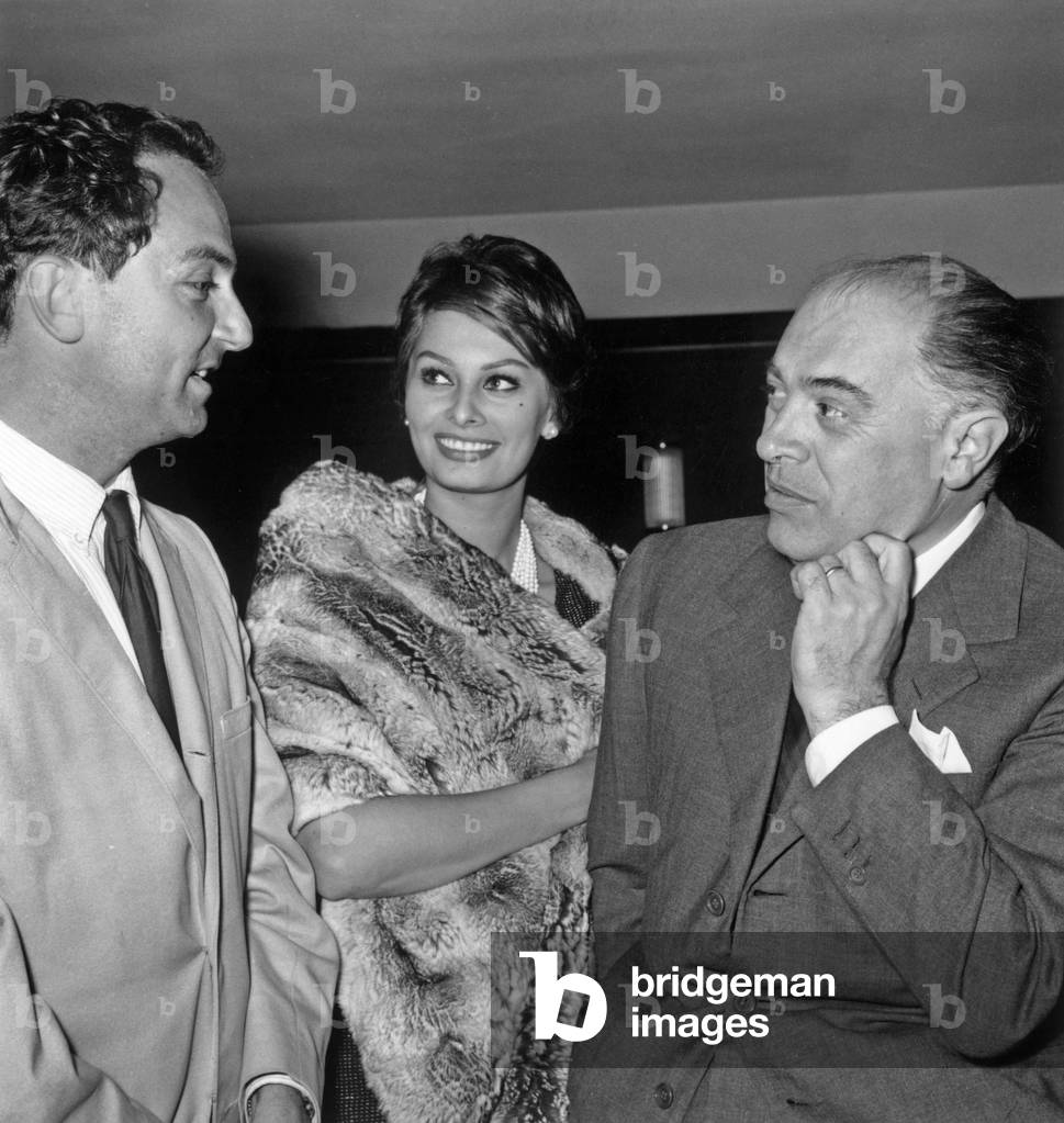 Francois Reichenbach, Sophia Loren and Carlo Ponti at Private Projection of L'Amerique Vue Par Un Francais in Paris May 27, 1959 (b/w photo)
