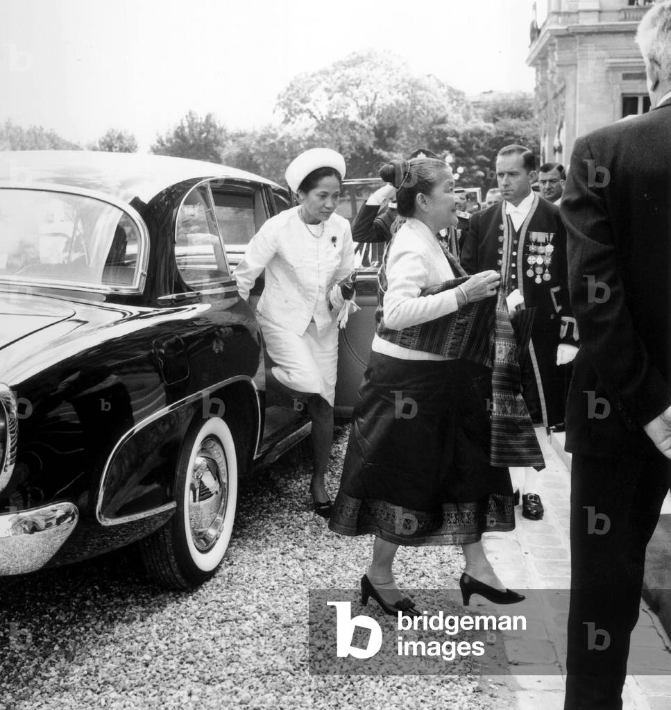 Queen Thiao Kamphouy of Laos Arriving at Quai D' Orsay in Paris France July 12, 1966 (b/w photo)