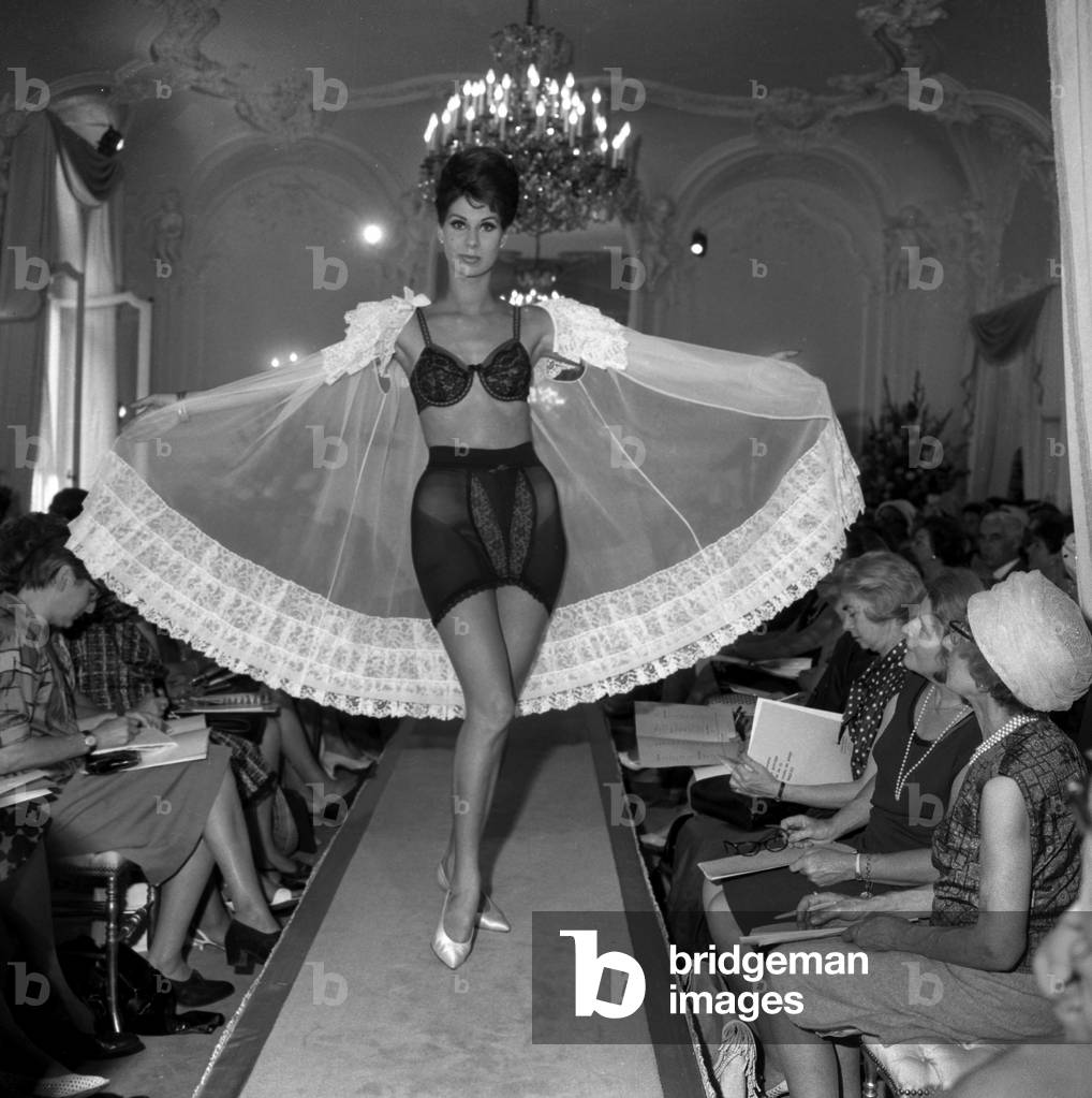 Triumph Present In His Parisian Salons On 25 July 1962 Neg: B47172 (b/w photo)