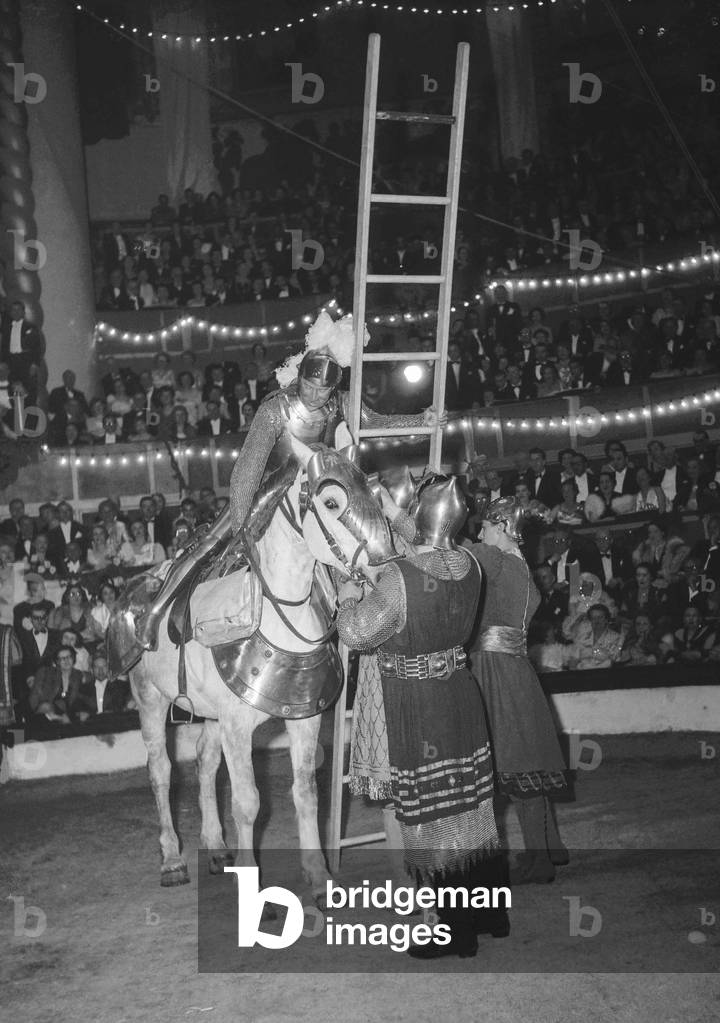 Gala of Artists at the Cirque d'Hiver in Paris, March 25, 1950 : Maurice Chevalier (b/w photo)