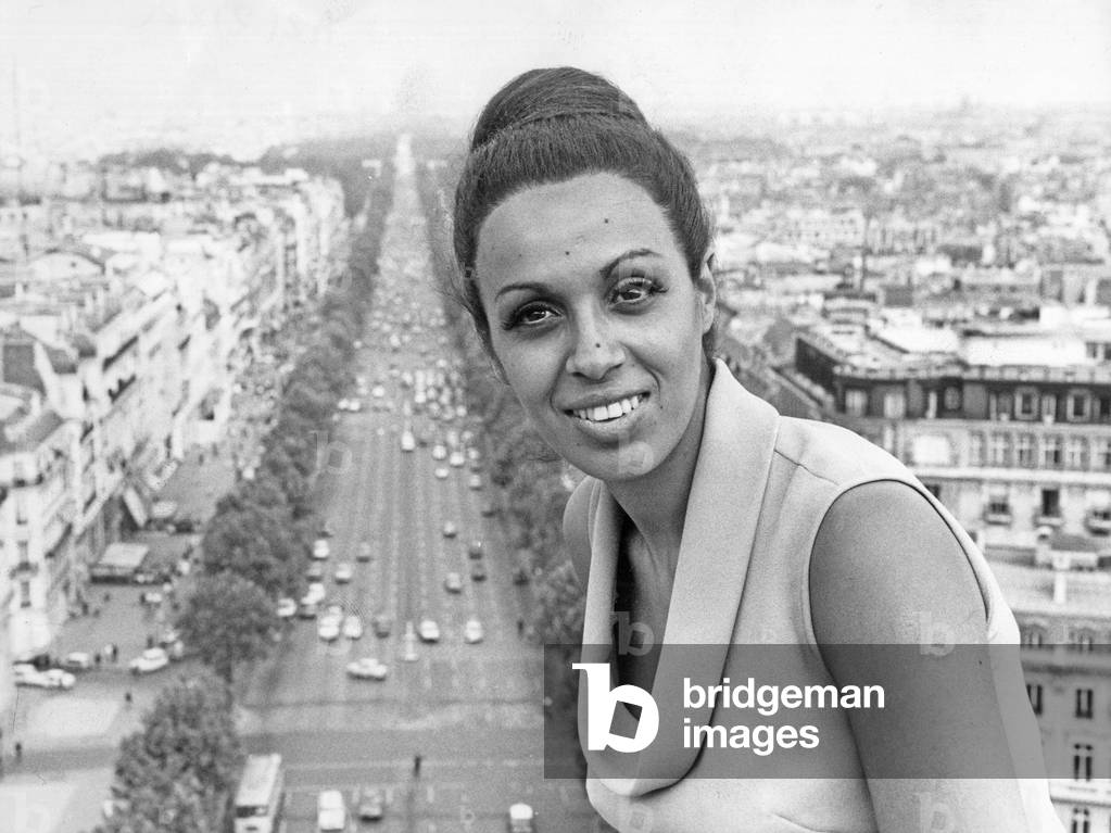 The Singer Tshura In Paris 21 June 1966 (b/w photo)