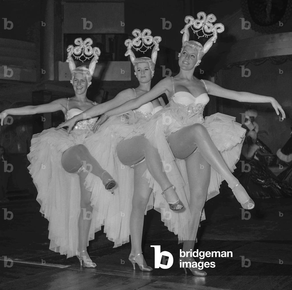 The Girls from the Lido before their departure for Las Vegas, Paris, September 19, 1960 (b/w photo)