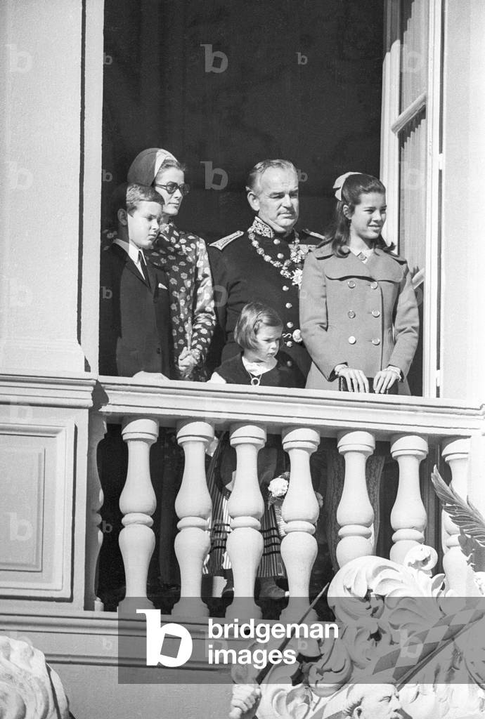 National Day in Monaco, November 19, 1969 : Prince Albert (future Albert II), la Princess Grace of Monaco, Princess Stephanie, Prince Rainier III and Princess Caroline (b/w photo)