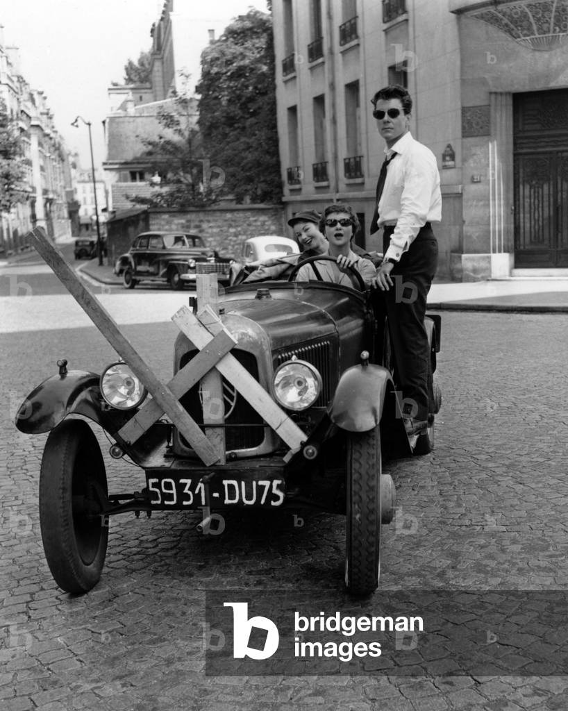 Philippe Nicoud, Nadine Tallier (Future Nadine De Rothschild) and Sophie Desmarets (1922 - 2012) on The Set of The Film (b/w photo)