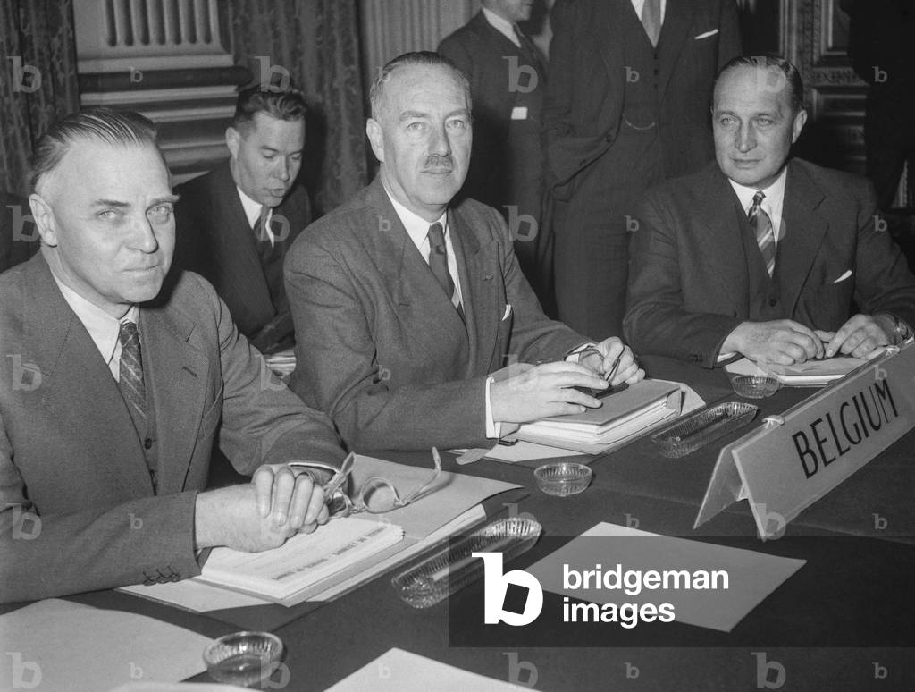 Meeting of the council of the Organisation for European Economic Co-operation (OEEC) in Paris on October 31, 1949 : Belgian politician Paul Van Zeeland (b/w photo)