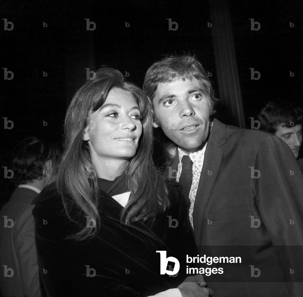 Anouk Aimee And Her 2E Mari Pierre Barouh At Gala Du Film “Vivre pour Vivre” September 14, 1967 At Georgev In Paris Neg: C69238 -Anouk Aimee and her 2Nd Husband at Gala of Film Live For Life September 14, 1967 in Paris (b/w photo)