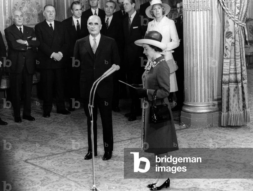 Queen Elizabeth Ii of England'S Speech at The Elysee Palace, With French President Georges Pompidou and his Wife Claude, The 1St Day of her Visit in France. May 15, 1972. (b/w photo)