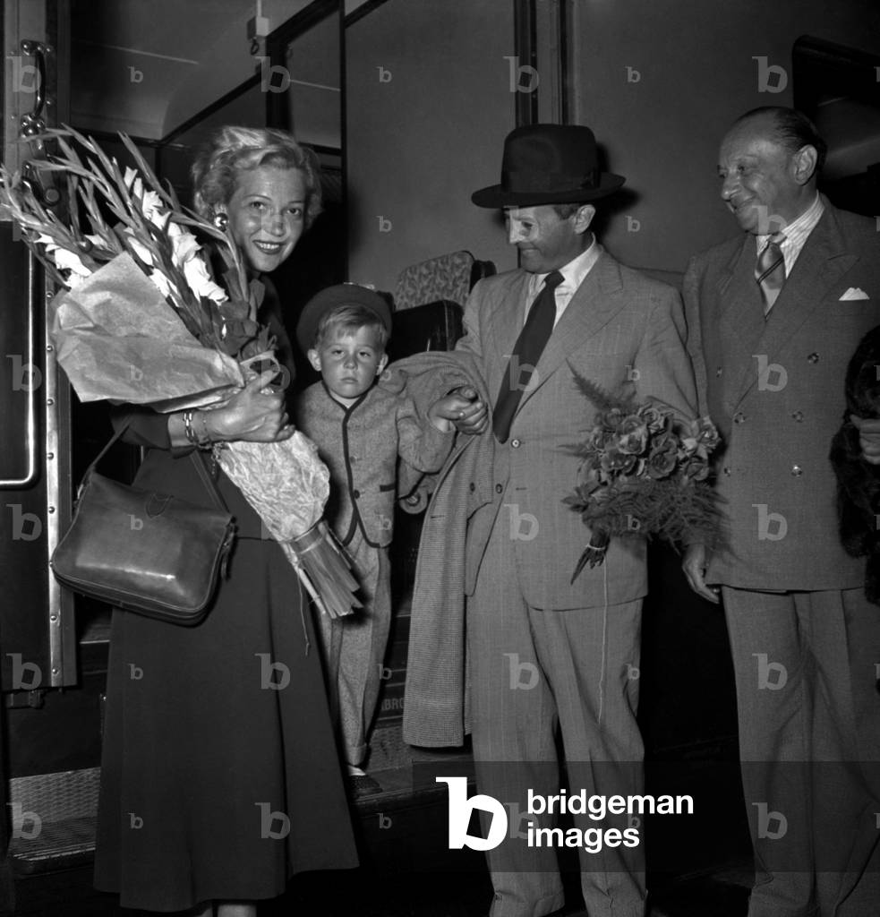 Lmartha Eggerth and her Husband Jan Kiepura With Their Son Arriving in Paris To Make Film 