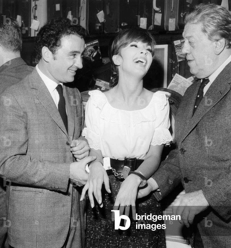 Claude Brasseur, Dany Saval and Michel Simon during A Cocktail For Film Pierrot La Tendresse November 10, 1960 (b/w photo)
