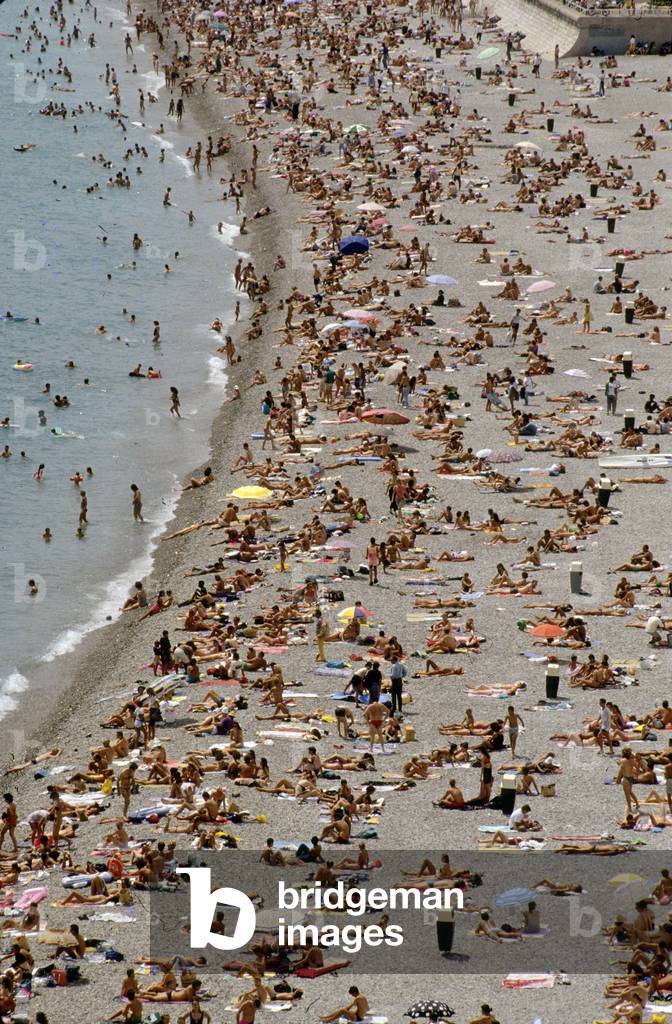 Nice, French Riviera : The Crowd on The Beach, 1985 (photo)