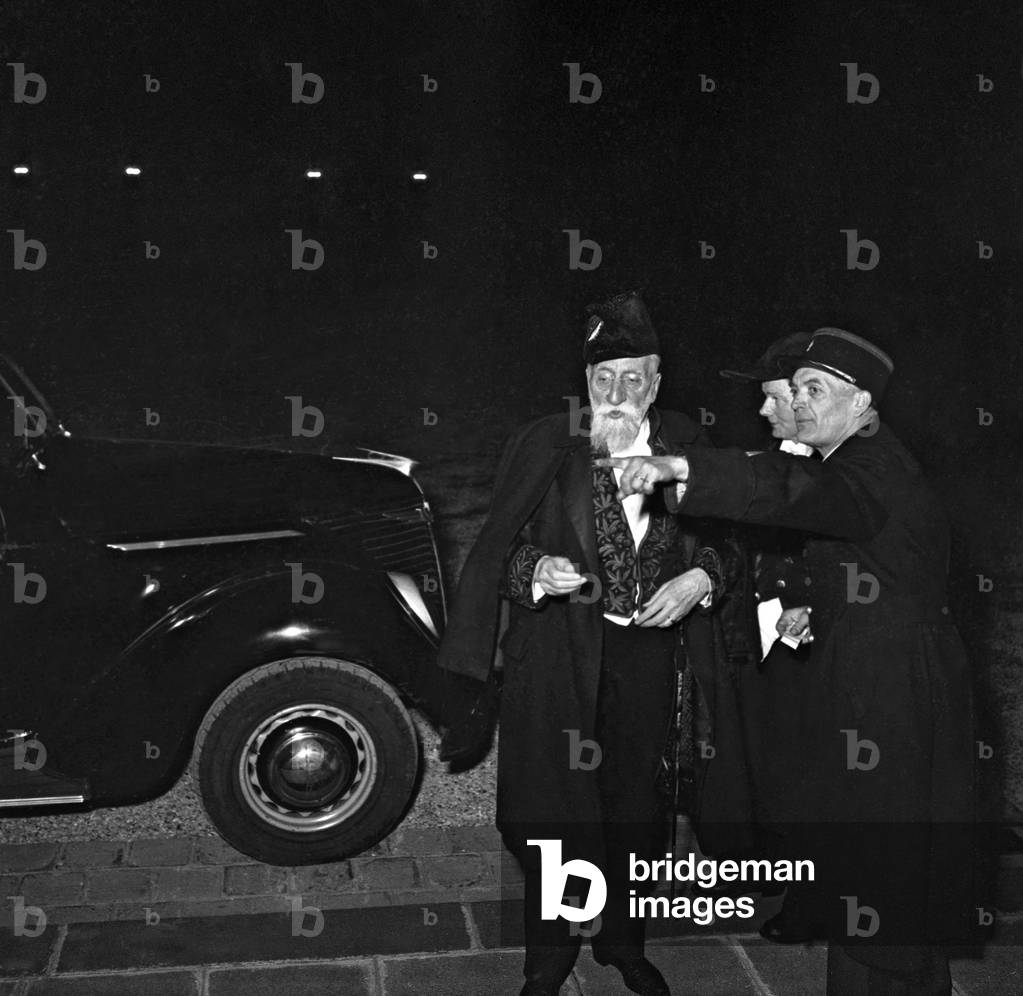 Reception at The Elysee, Paris, March 16, 1949 of The State Bodies : French Writer Georges Lecomte Arriving (b/w photo)