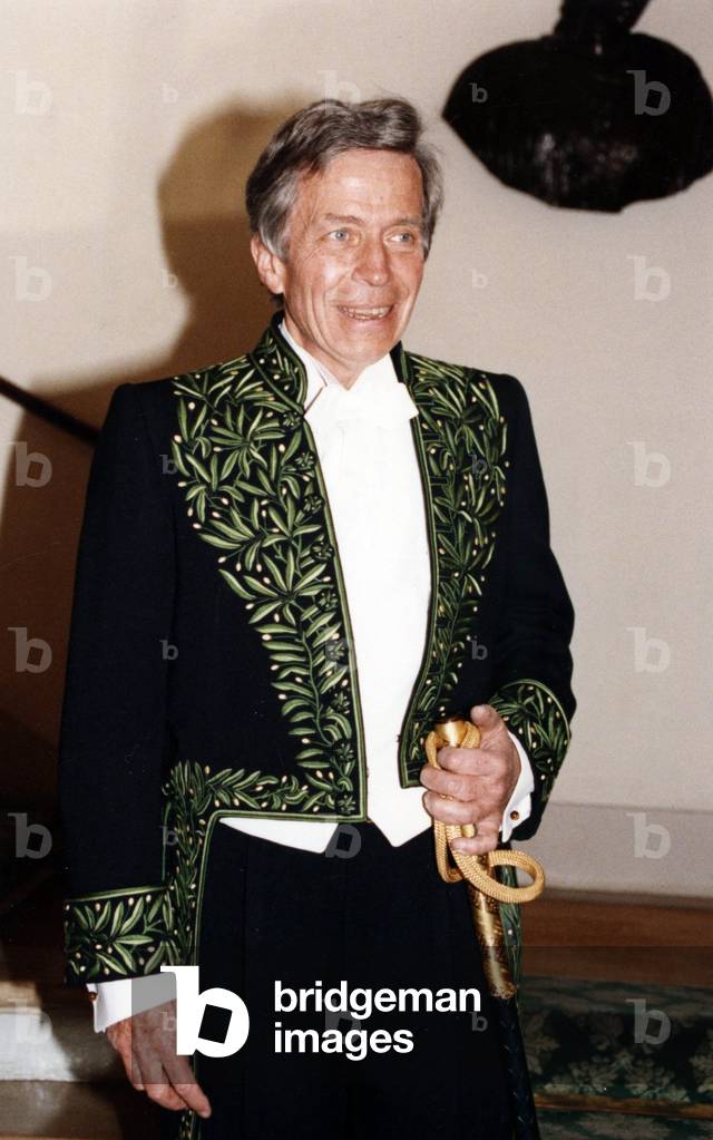 Jean Denis Bredin A L Academie Francaise En Habit D'Academicien Solemnellement sous la Coupole May 17, 1990 (photo)