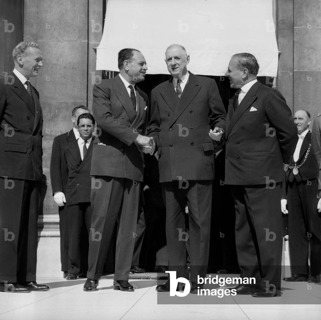 At Elysee Palace in Paris September 15, 1962 : Maurice Couve De Murville (French Minister of Foreign Affairs), Mohammed Ayoub Khan (President of Pakistan), General Charles De Gaulle (French President) and Choudhury (b/w photo)