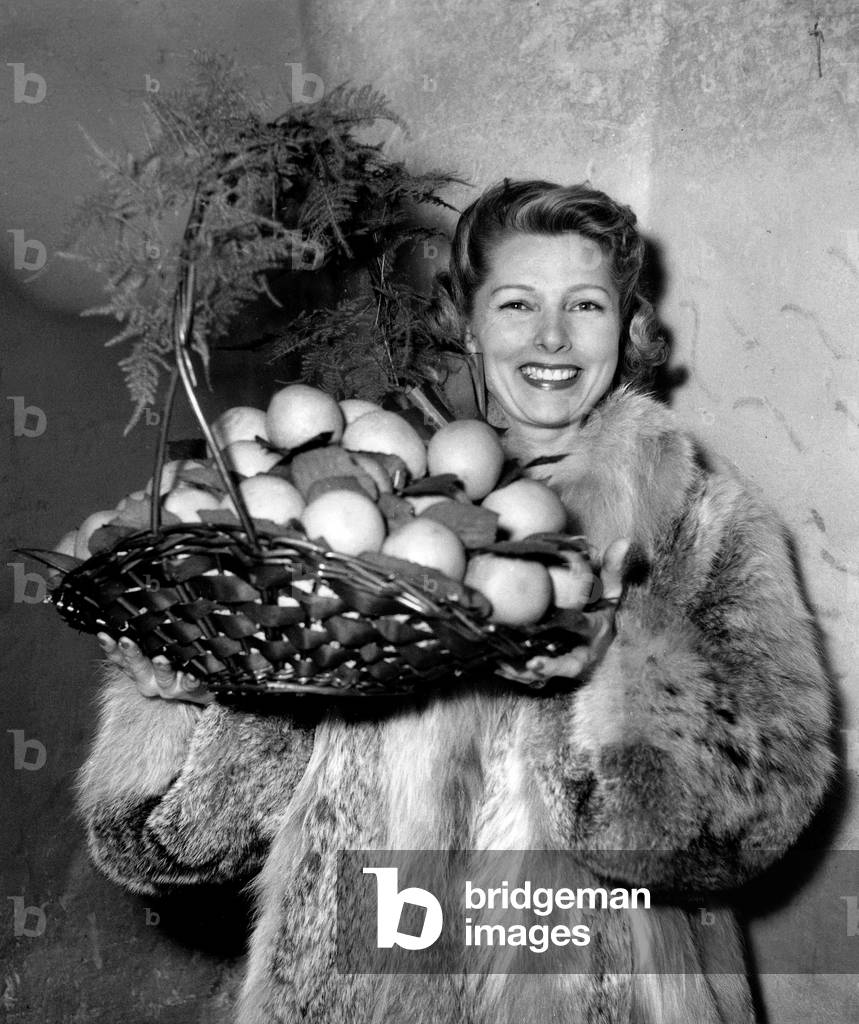 Simone Renant Receiving Prize From The Journalists For 1951 , here March 19, 1952 (b/w photo)