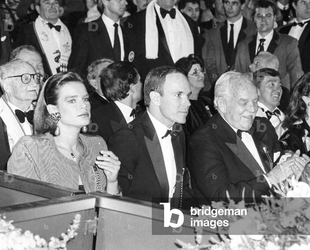 The International Circus Festival of Monte-Carlo, February 8, 1990 : Princess Stephanie de Monaco, Prince Albert (future Albert II) and Prince Rainsier III (b/w photo)
