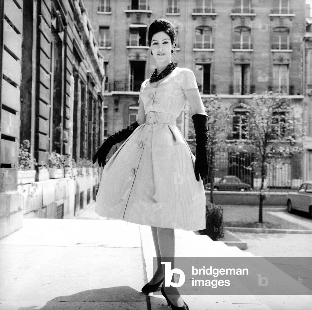 Haute Couture By Maggy Rouff For Autumn Winter 1958 - 1959 Presented in August 1958, France : 