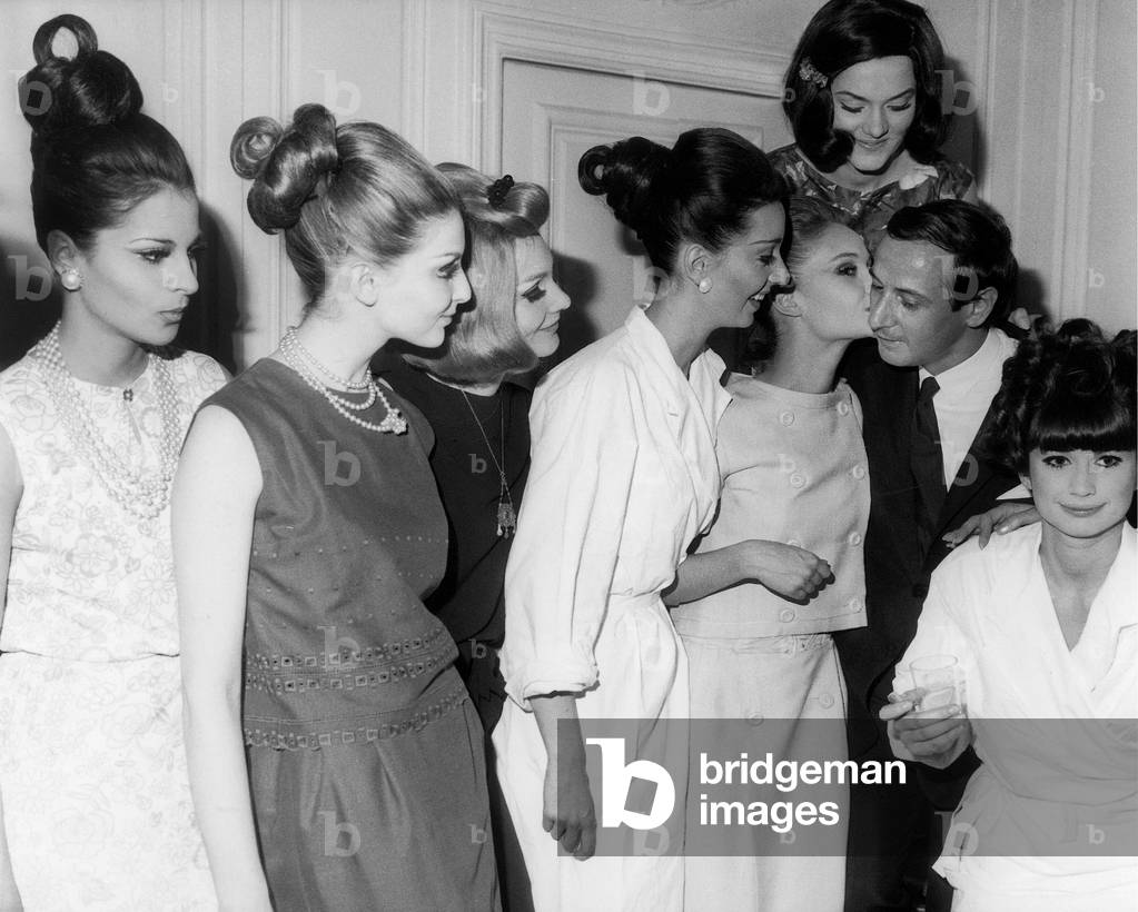 Marc Bohan With his Models Showing The Christiandior'S Collection on July 30, 1964 (b/w photo)