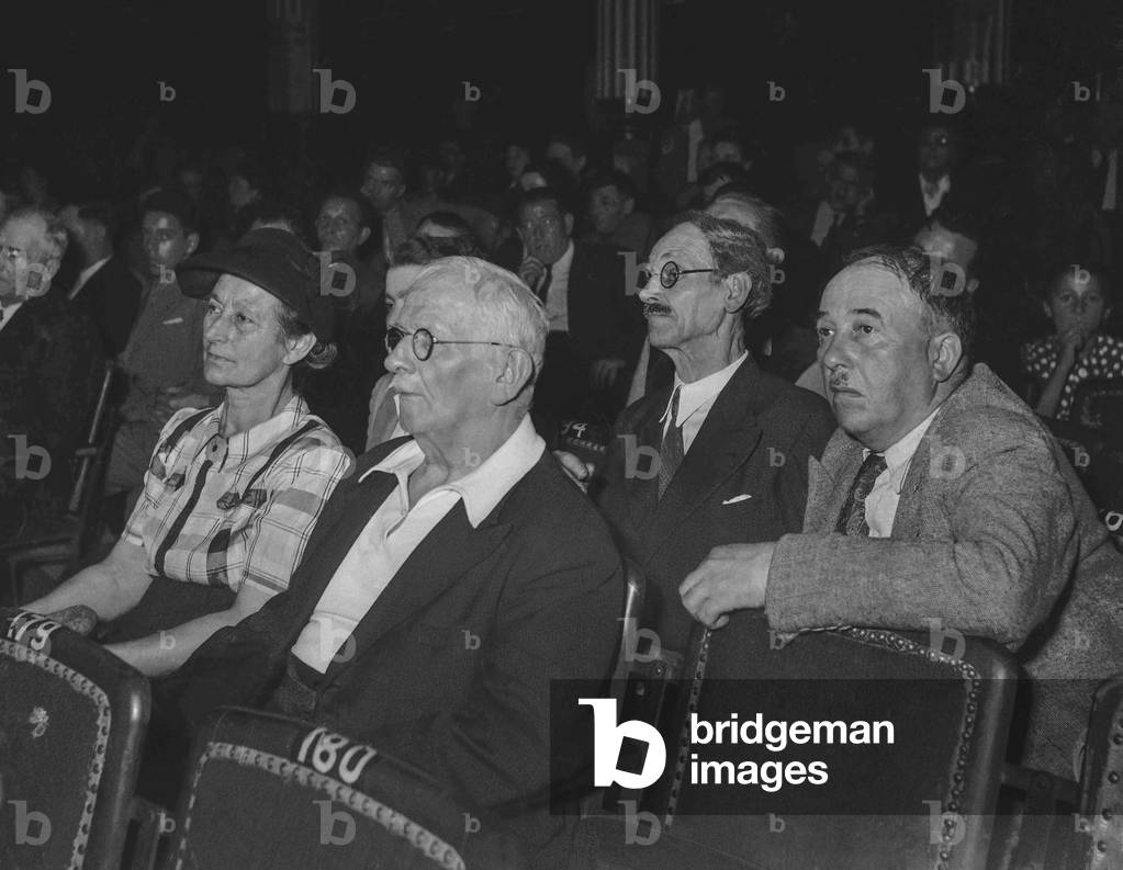 Meeting of the retail traders in Paris, September 1949 (b/w photo)