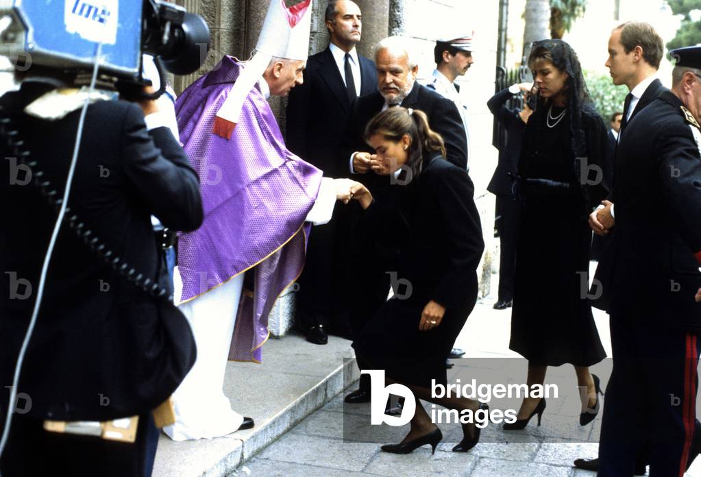 Memorial Mass For Princess Grace September 14, 1983 : Princess Stepahnie Princess Caroline Prince Rainier Iii and Prince Albert (Future Albert Ii) of Monaco (photo)