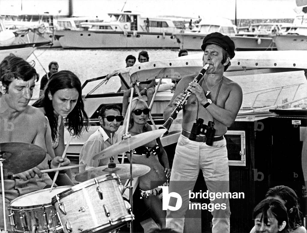 Maxime Saury during Rehearsal With his Musicians in Cannes, French Riviera, on August 5, 1968 (b/w photo)