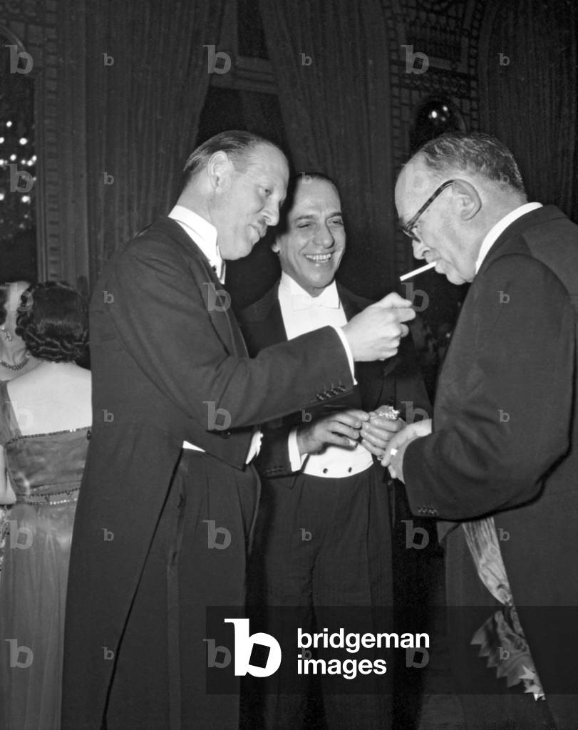 Reception Given at The Elysee, Paris, February 23, 1949 : Sir Ashley Clarke (English Diplomat), Vittorio Rocca (Argentinian Ambassador in Paris), French President Vincent Auriol (b/w photo)