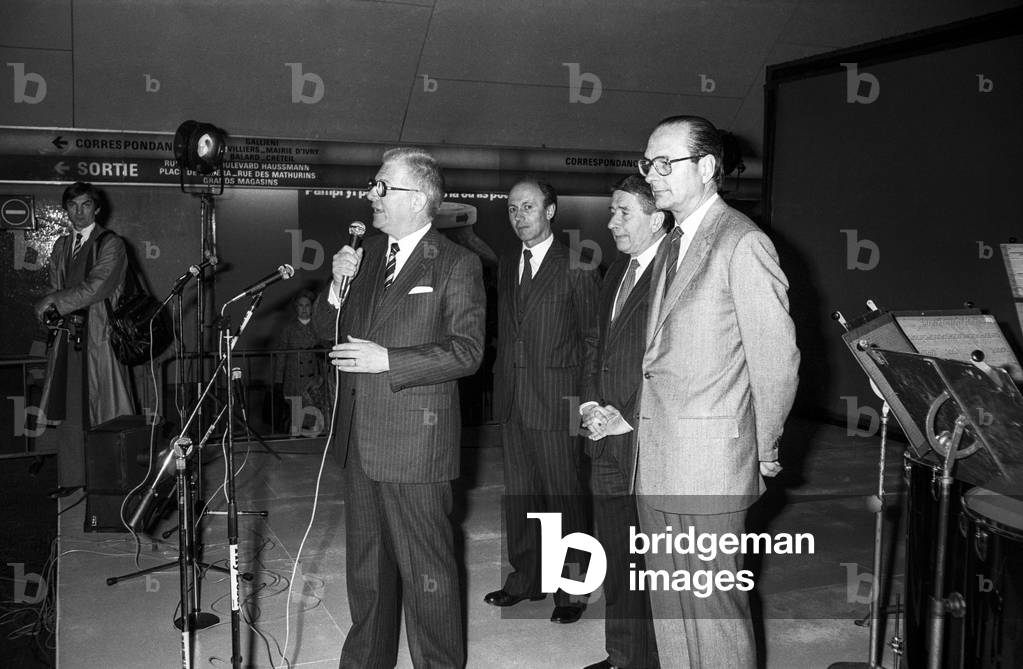 Jacques Chirac, Mayor of Paris, in the metro, December 5, 1980 (b/w photo)