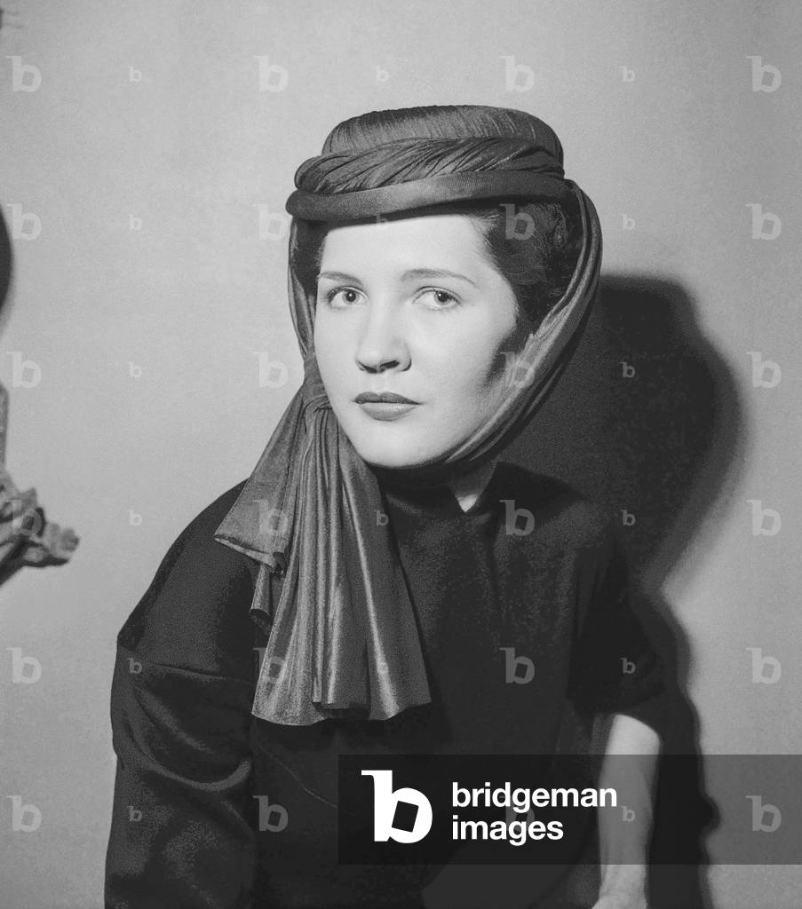 Hat by Suzanne Fournillon, Paris, January 25, 1952 (b/w photo)