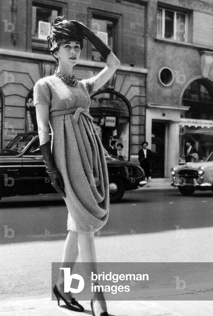 Pierre Cardin Fashion For Autumn Winter 1958 - 1959 : A Dress (b/w photo)