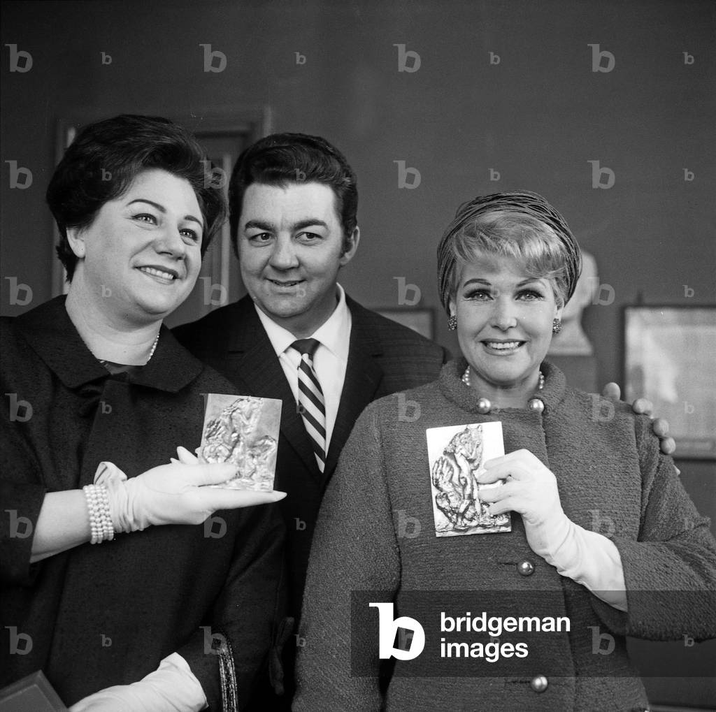 Rita Gorr, Albert Lance and Hilde Guden on April 29, 1965 in Paris After Receiving A Prize (b/w photo)