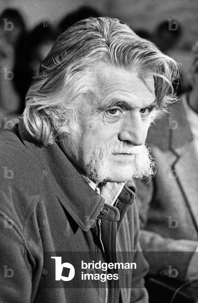 Francois Cavanna, French Writer and Drafstman, during TV Programme 