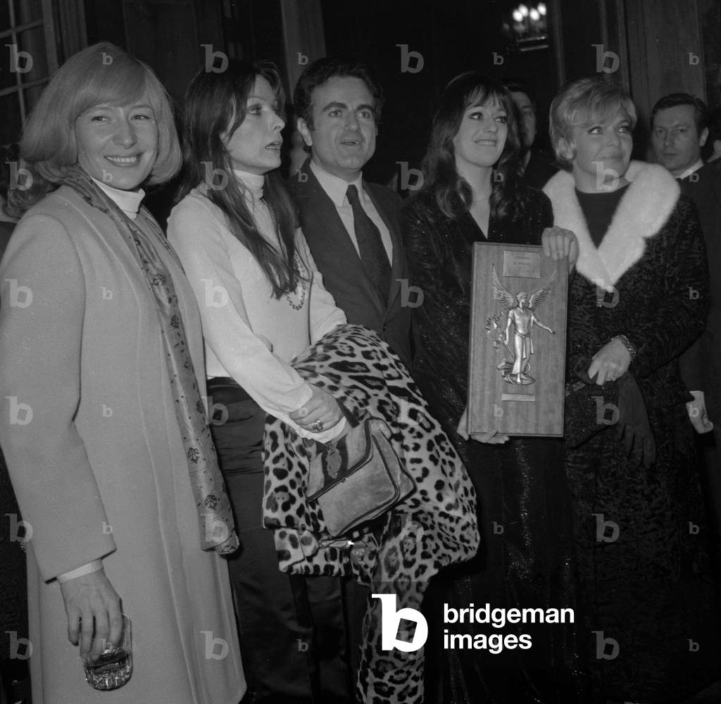 French singer Jacqueline Dulac, French singer and actress Marie Laforet, French singer and songwriter Guy Beart, French journalist Agnes de La Faye and French singer, actress and revue leader Line Renaud at the Oscar Television Ile de France award ceremony, on February 20, 1970