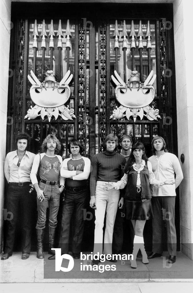 American Pop Band The Carpenters With Richard and Karen Carpenter in Paris September 23, 1971 (b/w photo)