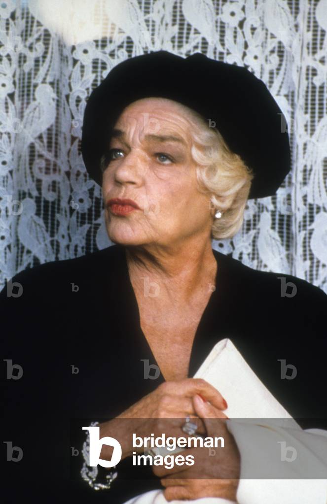 Music Hall De Marcel Bluwal Avec Simone Signoret 1986 (photo)