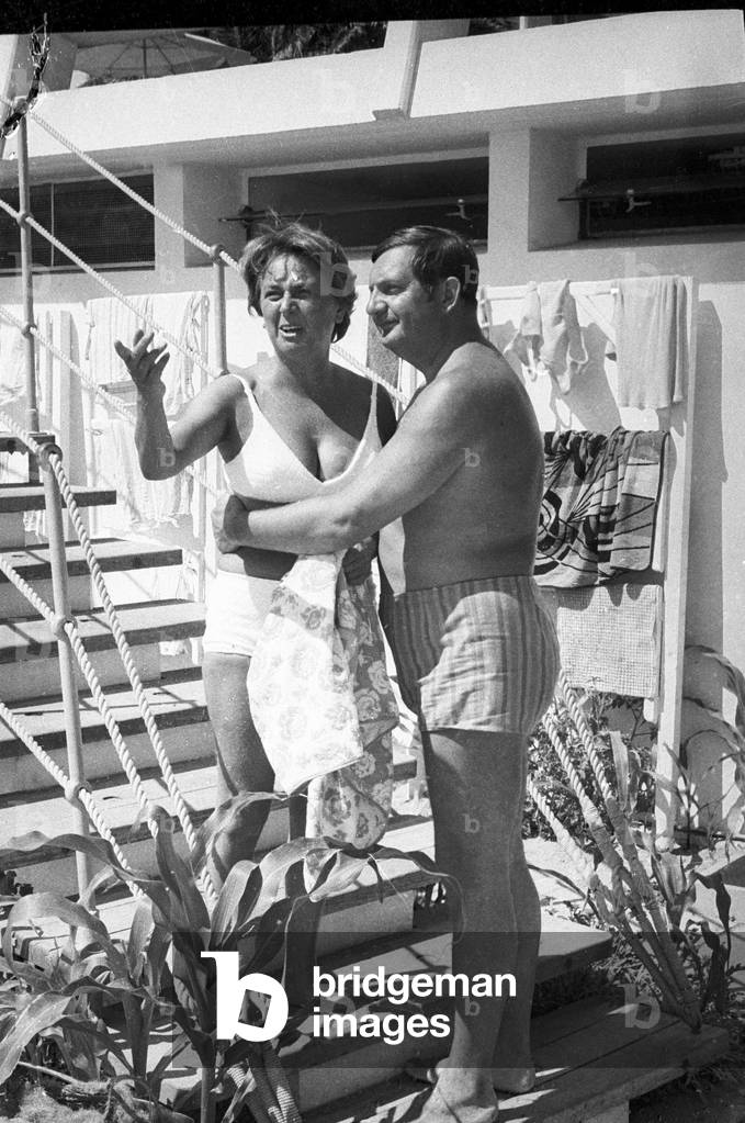 Jacqueline Maillan and Jacques Charon in Cannes, France, August 13, 1968 (b/w photo)