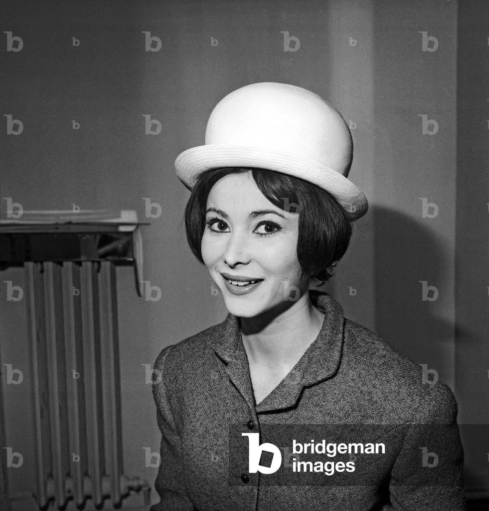 Hat By Carven, January 24, 1963 Worn By Model Sophie, Paris (b/w photo)
