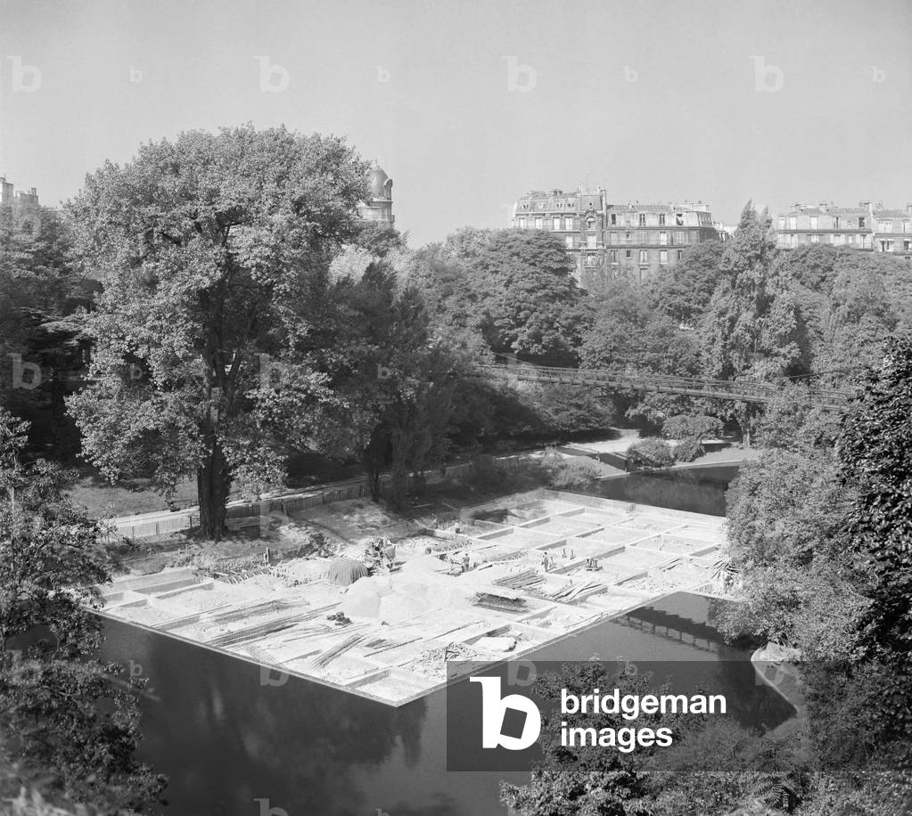 Works of the Lake of Buttes Chaumonts